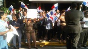 Funcionarios de Alcaldía de Panamá protestan en apoyo a Vallarino