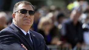 En una inusual visita a Moscú de un político europeo, el presidente ruso elogió la “asociación estratégica” de su país con Serbia.