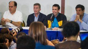 Oposición venezolana denuncia otra maniobra para restarle votos en regionales