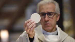 COLLEEN BARRY y BRIAN HENDRIE