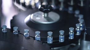 Los científicos temen que la evolución del virus produzca variantes aún más de temer.