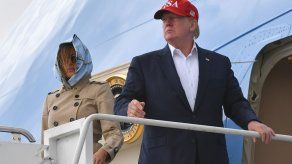 Trump dice que aceptaría información extranjera sobre su rival en 2020