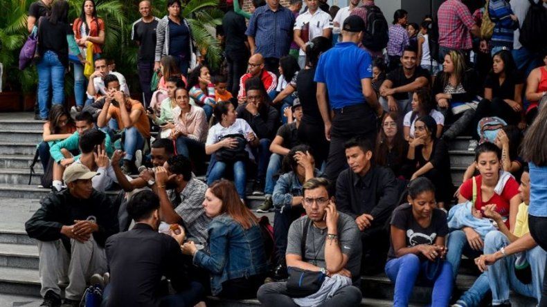 Servicio eléctrico se restablece en Caracas tras masivo apagón