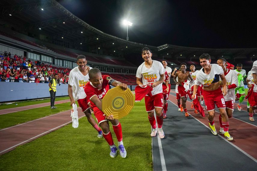 La Selección Sub-17 de Panamá clasifica al Mundial Sub-17 2026 en Qatar.