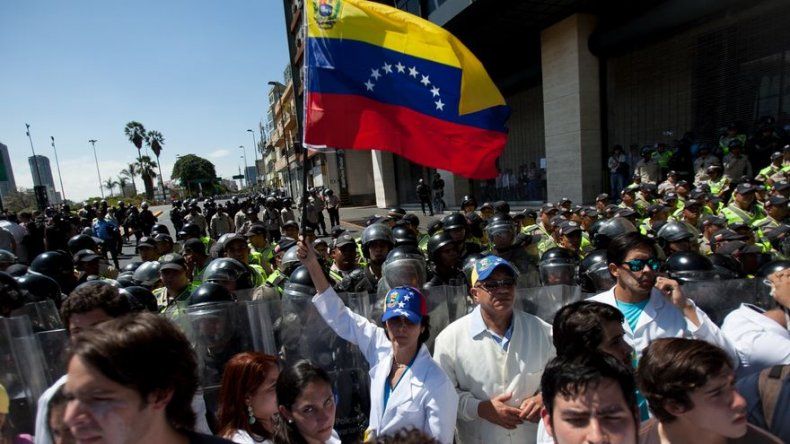 Embajador venezolano: Rompimos relaciones con Panamá y seguiremos esa línea