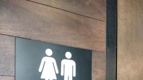 Una universidad francesa tendrá baños para personas de género neutro