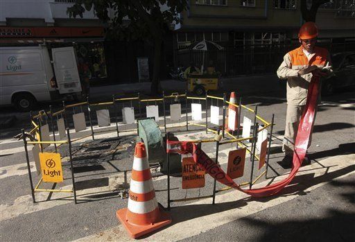 Derrumbe en Río hace sonar alarmas