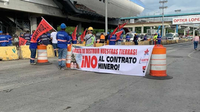 Protestas en vías de la ciudad de Panamá.