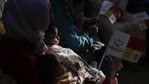 El papa insta a los católicos en Marruecos a dialogar El papa insta a los católicos en Marruecos a dialogar