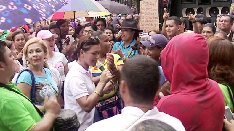 Fracasa diálogo entre Gobierno y gremios docentes, mantienen huelga de 72 horas