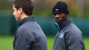 Mancini dice que daría otras 100 oportunidades a Mario Balotelli