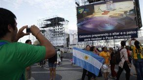 Papa llega a Brasil en primera gira internacional