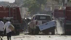 Atacan convoy de la OTAN con coche bomba en Kabul