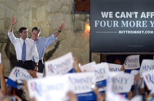 Campaña de Romney asocia a Obama con Chávez-Castro