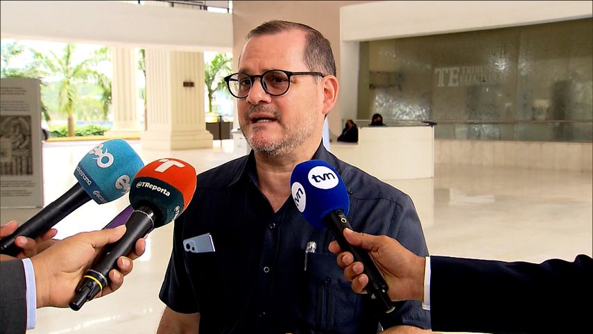 El abogado Roberto Ruiz Díaz es el proponente de la iniciativa.