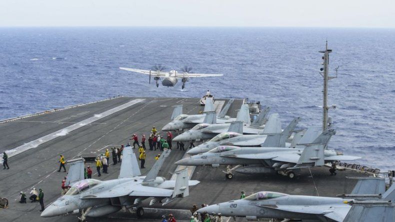Avión militar de EEUU cae al mar de Filipinas; hay 3 muertos