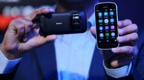 Nokia admite no supo anticipar éxito de teléfonos inteligentes