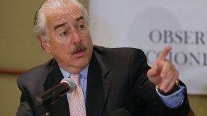 Pastrana denuncia clarísima violación  de la democracia en Venezuela