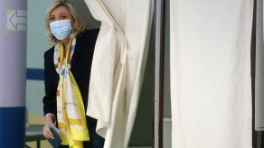 Marine Le Pen, líder del partido de ultraderecha Agrupación Nacional de Francia, ha pasado una década tratando de borrar la reputación de extremista que hizo del partido algo intocable para muchos votantes en su encarnación anterior.