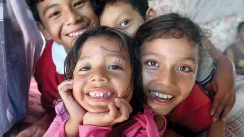Plan antipobreza en México limita apoyo a 3 hijos