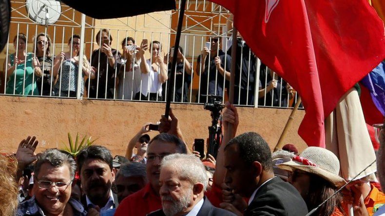 Lula termina su declaración ante el juez tras poco más de dos horas