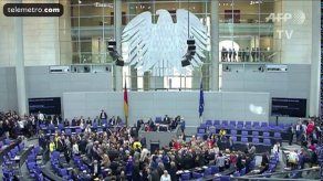 El Parlamento alemán aprueba nuevo plan de rescate de Grecia