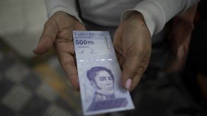 Retiran seis ceros a la moneda de Venezuela