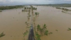 Tifón en Filipinas deja avarios muertos