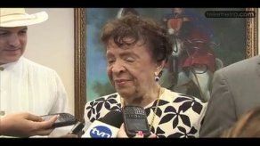 Elisa de Céspedes es reconocida por aporte al folclore panameño