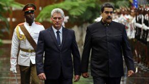 Díaz-Canel recibe a Nicolás Maduro en el Palacio de la Revolución en Cuba