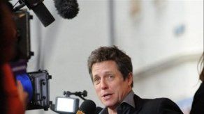 Hugh Grant pide a Cameron que aproveche para reformar la prensa
