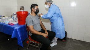 Jornada de vacunación para arrendatarios y comercializadores de Merca Panamá.