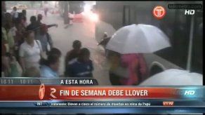 Fuertes lluvias provocan inundaciones en varios puntos de ciudad capital