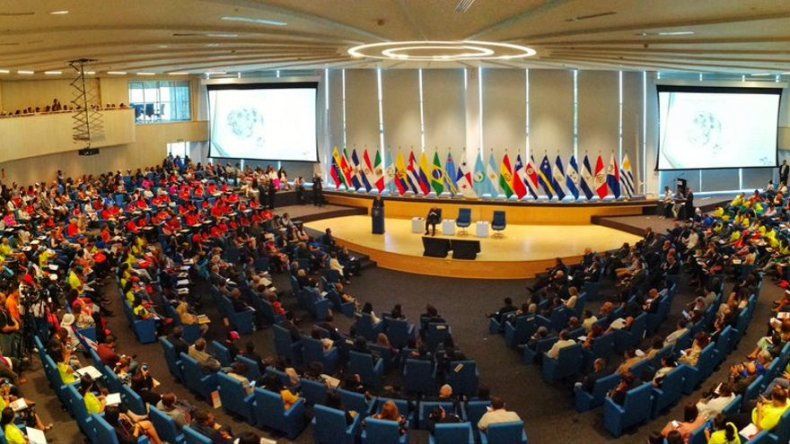 En el marco de la JMJ, realizan la conferencia Laudato Si, tres años más tarde