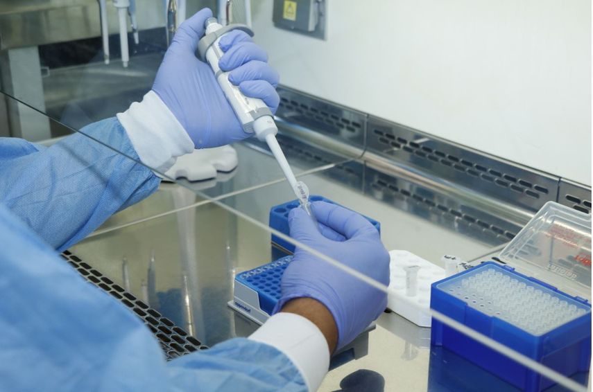 Las autoridades mantienen la realización de las pruebas de COVID-19 a nivel nacional.