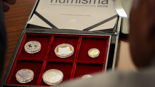 Asamblea aprueba emisión de monedas conmemorativas del Palacio de las Garzas y la Primera Dama. Asamblea aprueba emisión de monedas conmemorativas del Palacio de las Garzas y la Primera Dama.