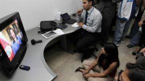 Escándalo obliga salida de otros 2 colaboradores de Chinchilla