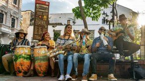 El grupo MecániK InformaL viajará a Uruguay y representará a Panamá en 2 festivales