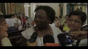 Mulino y Molinar se dan la Paz en misa del 10 de Noviembre en Los Santos