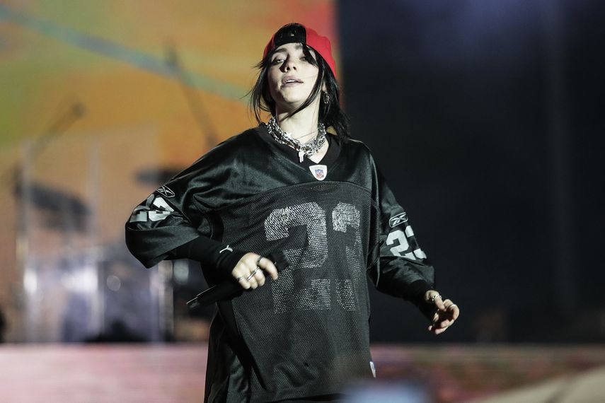 Billie Eilish abandona su hogar para vivir en una mansión sola