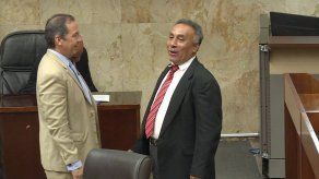 Hija del diputado Carlos Santana renuncia a su cargo en la ATTT