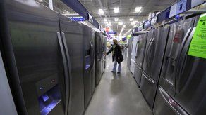 Pedidos fabriles suben en EEUU