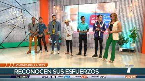 Entregan reconocimientos a participantes de Jóvenes Brillantes