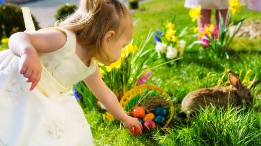 ¿Por qué los huevos y los conejos son símbolos de la Pascua?