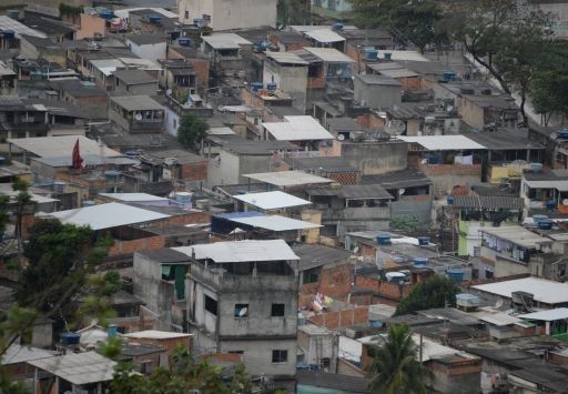 Operación policial en complejo de favelas de Rio contra narcotráfico