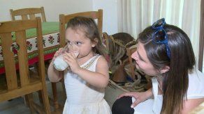 La leche de burra se abre paso para atender a lactantes en Chile