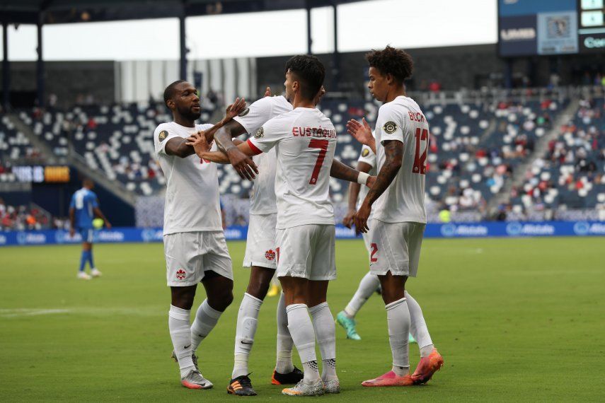 Canadá vence en su primer partido en la Copa Oro 2021.
