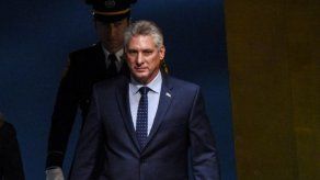 Díaz-Canel culpa al capitalismo de ataques terroristas en visita a Zona Cero