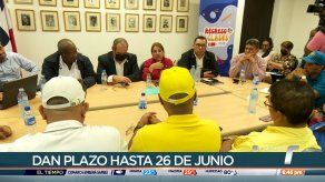 Gremios docentes suspenden llamado a paro tras reunión con Meduca
