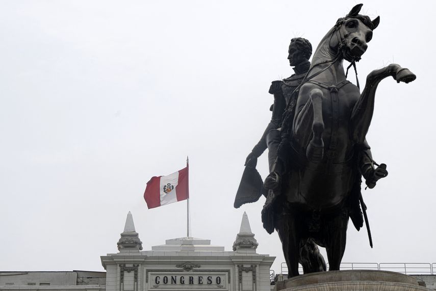 Gobierno de Perú rechaza la asunción de Nicolás Maduro al mandato en Venezuela